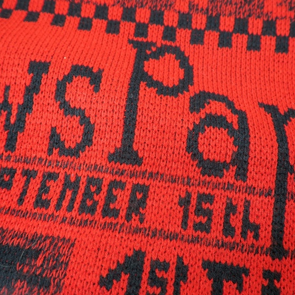 Vintage 80s Via l.A. Newspaper AOP Red Sweater - Picture 8 of 9